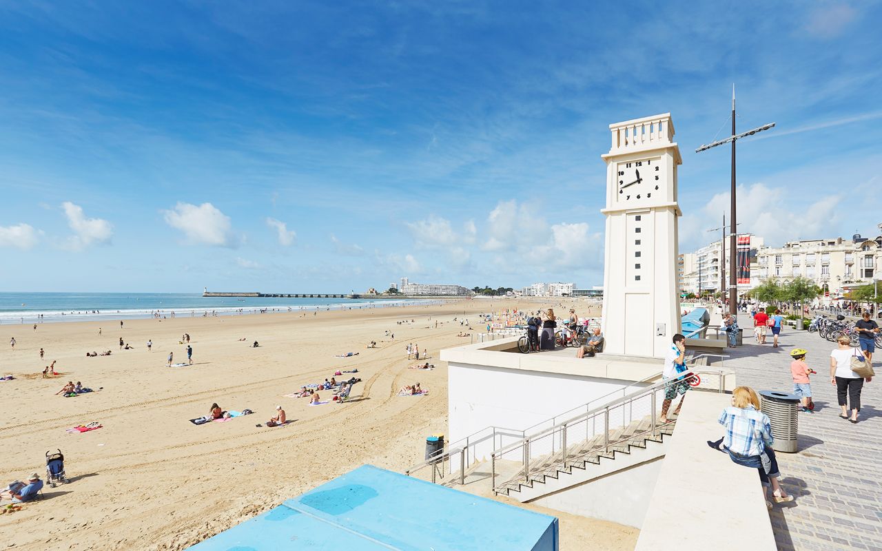 Plages Et Bains De Mer Aux Sables Dolonne En Vendée 